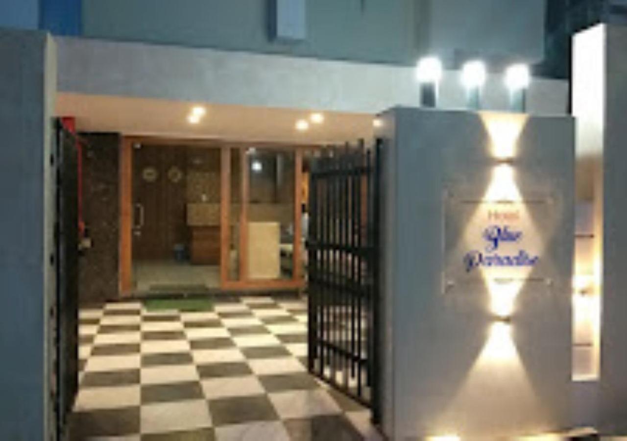 Hotel Blue Paradise Chandrapur Екстер'єр фото